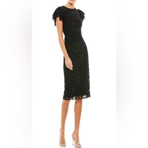 Mac Duggal Black Beaded Flutter Cap Sleeve Knee Length Formal Cocktail Dress